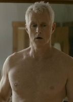 John Slattery. 