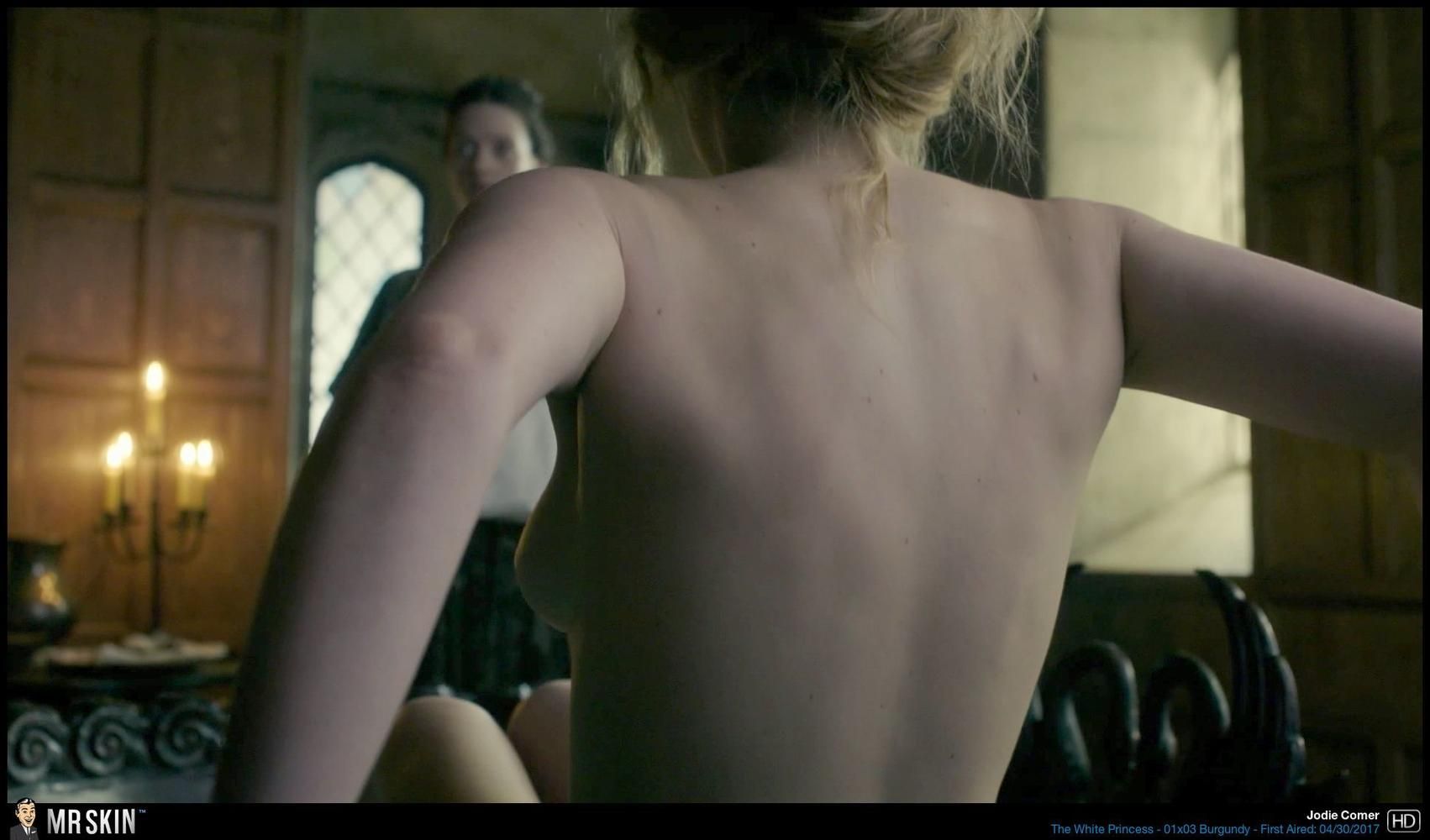 Tbt To Killing Eve S Jodie Comer Showing Her Naked Breasts
