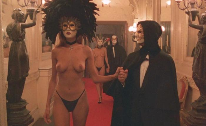 Nude And Noteworthy On Netflix Eyes Wide Shut Flight The Wretched And More 8322 8914