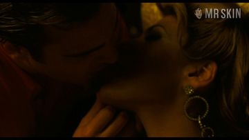 Has eva mendes ever been nude